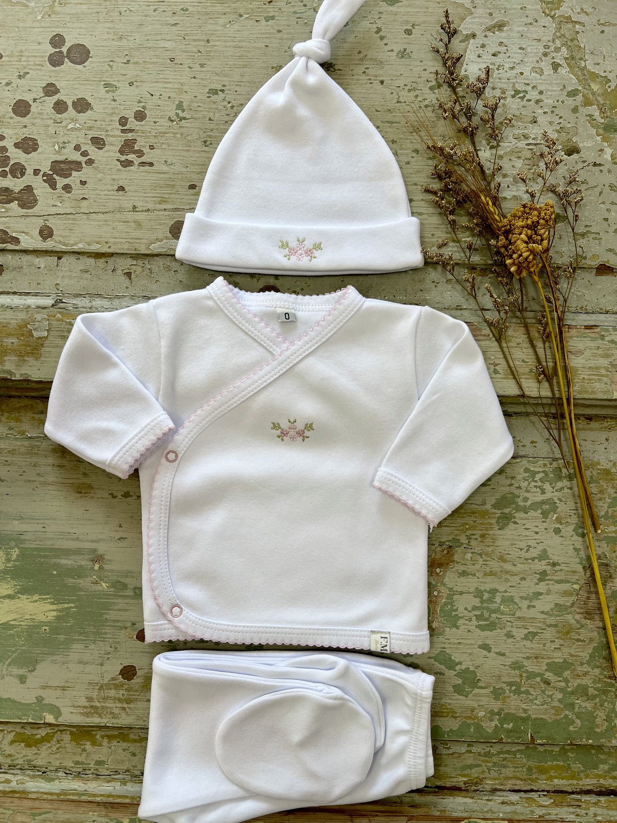 Set bata, pelele y gorra de algodón FM Kids, vista de conjunto